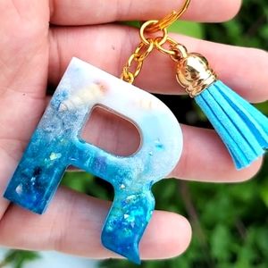 5/25$ Resin Letter R Keychain